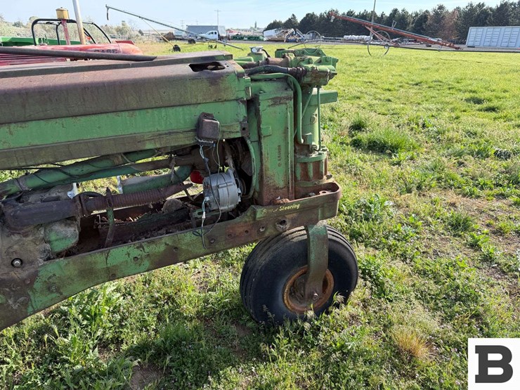 1957-john-deere-520-image-9