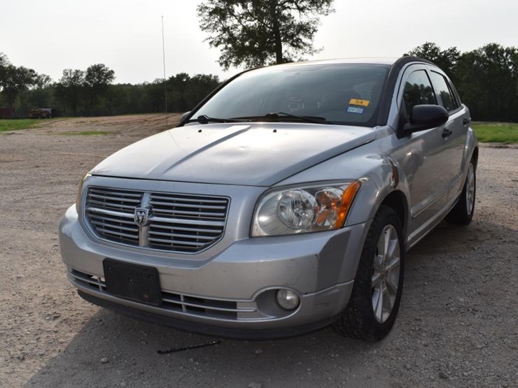 2011-dodge-caliber-image-1