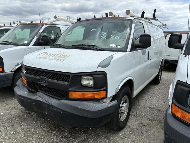 2007-chevrolet-express-2500-image-1