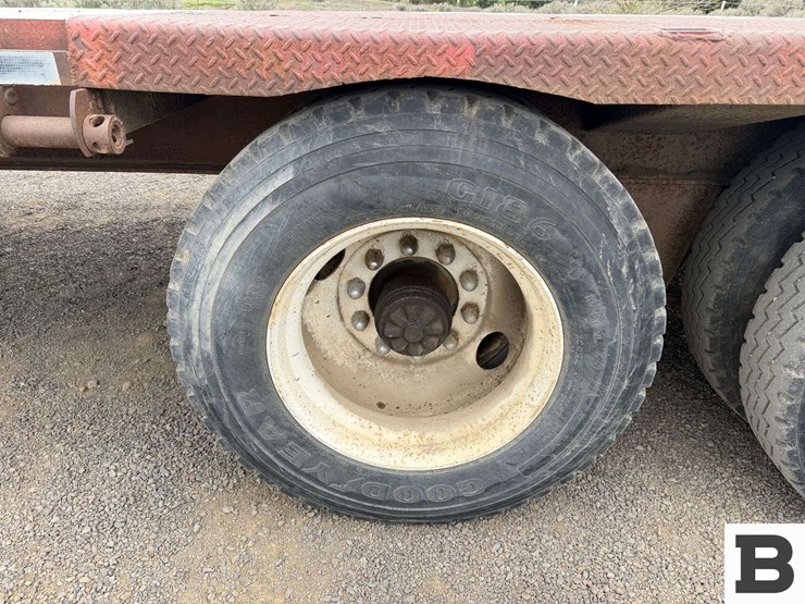 1976-fruehauf-flatbed-image-20