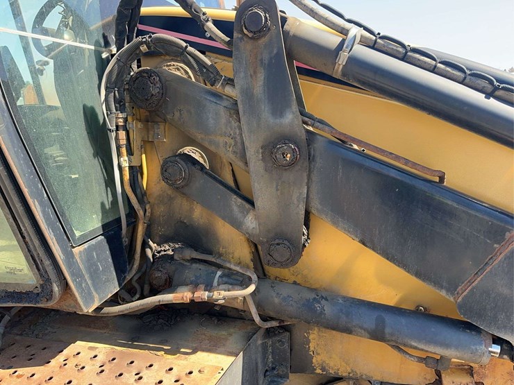 2003-caterpillar-420d-image-15