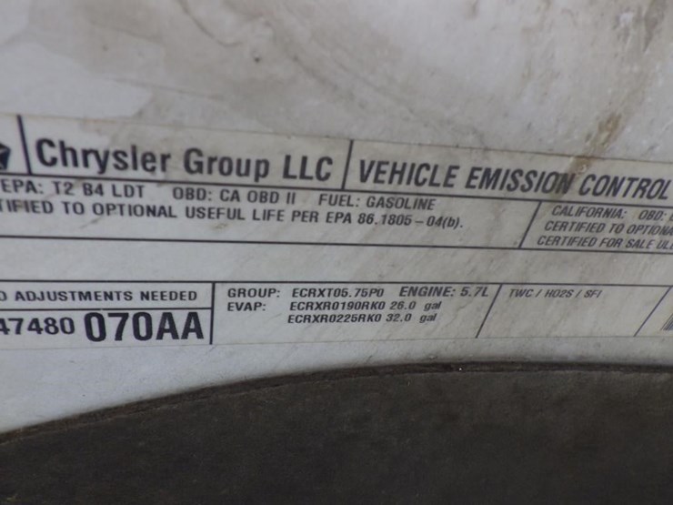 2014-dodge-1500-image-12