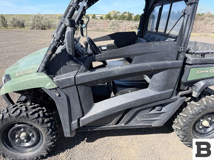 john-deere-xuv-590m-image-16