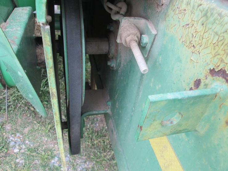 john-deere-348-image-30