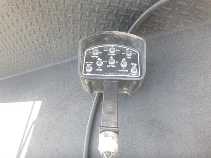 2014-auto-crane-6006h-image-13