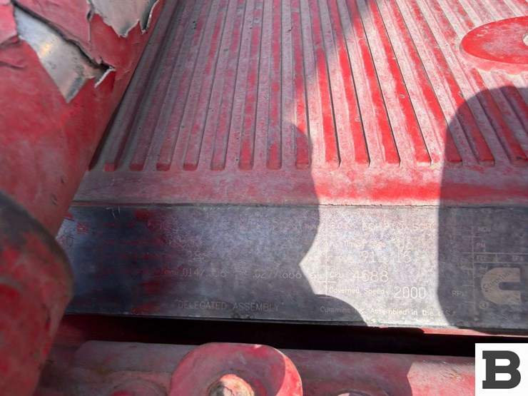 2017-kenworth-t880-image-50