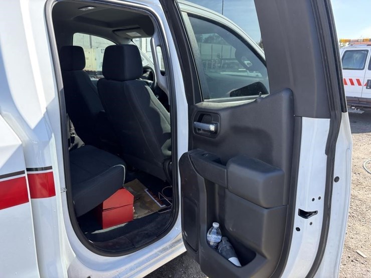 2021-chevrolet-silverado-1500-image-11