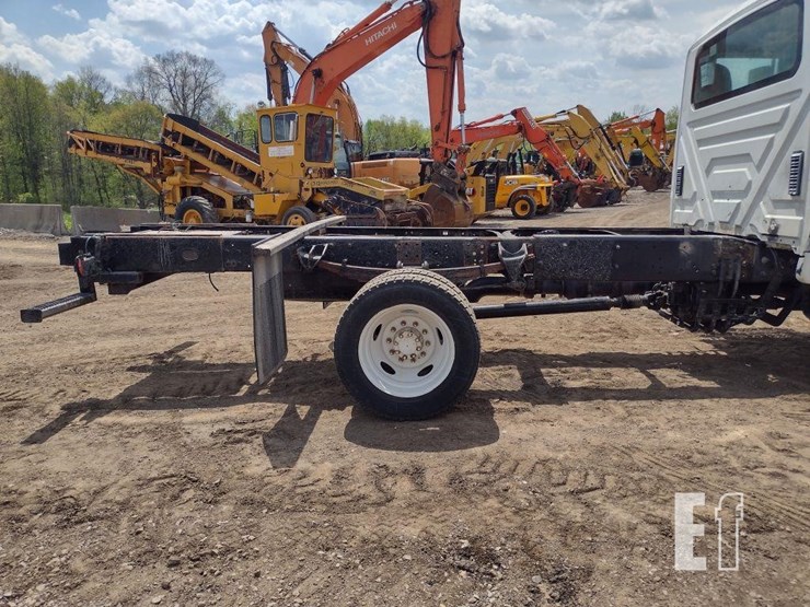 international-15-image-25