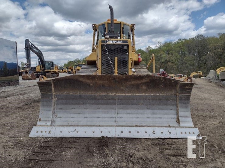 2006-caterpillar-d6n-xl-image-2