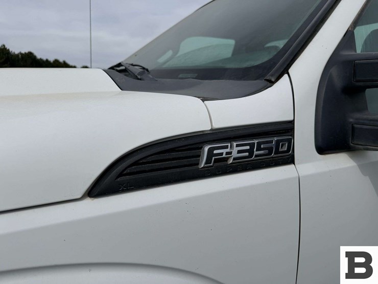 2011-ford-f350-image-11