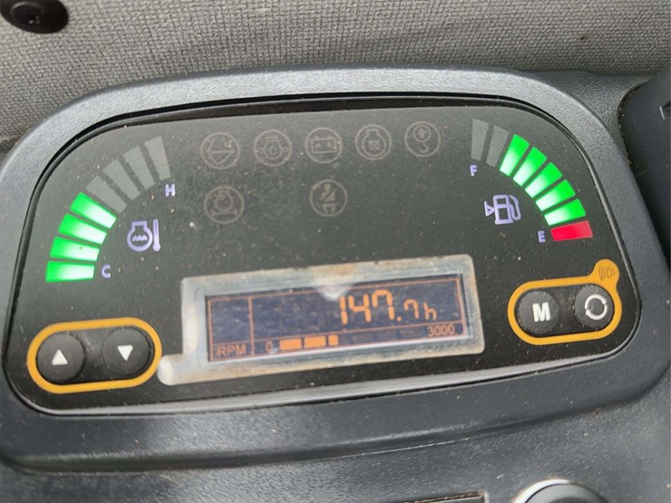 2024-case-cx37c-image-33