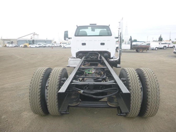 2017-ford-f750-image-6