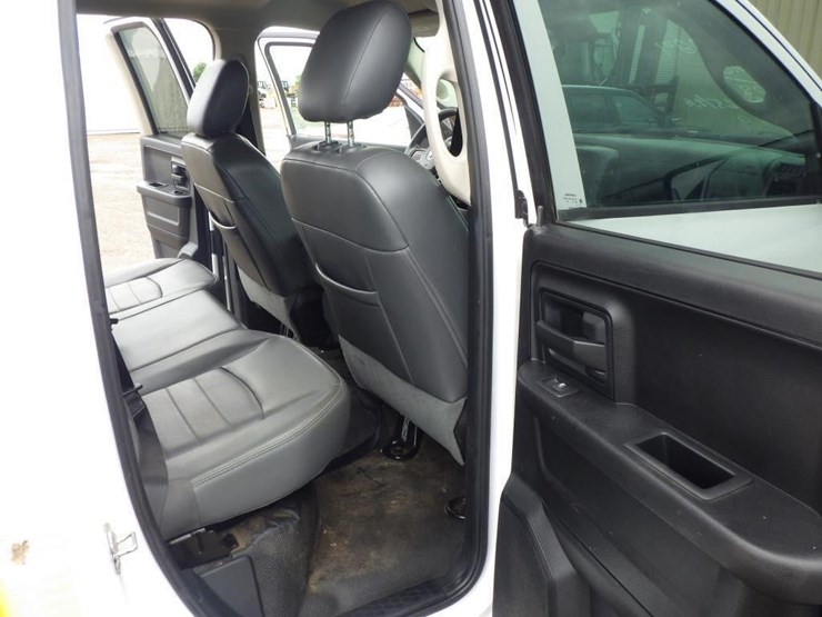 2014-dodge-1500-image-8