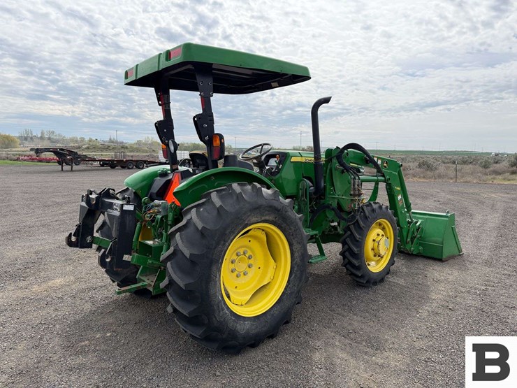 2015-john-deere-5075e-image-5