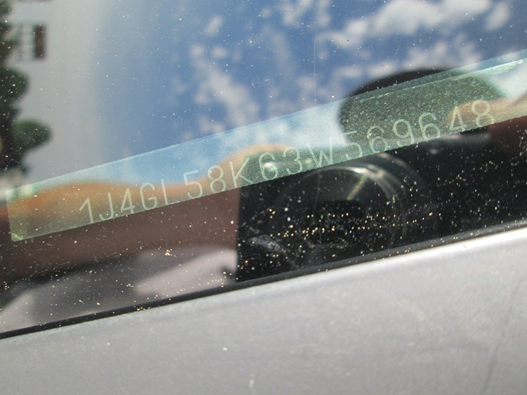 2003-jeep-liberty-image-40