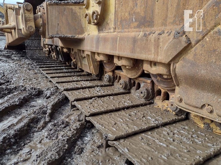 caterpillar-d6-image-22