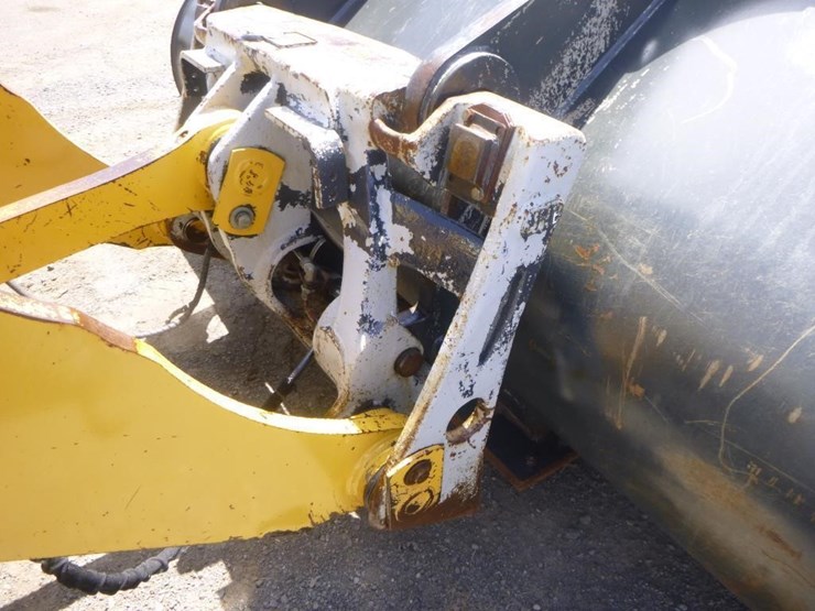 2018-komatsu-wa270-8-image-15