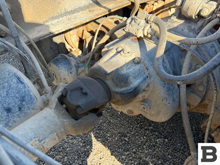 1998-international-f-4900-cab-&-chassis-truck-image-20