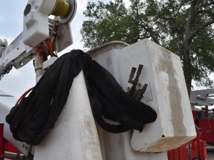 2018-ford-f550-image-12