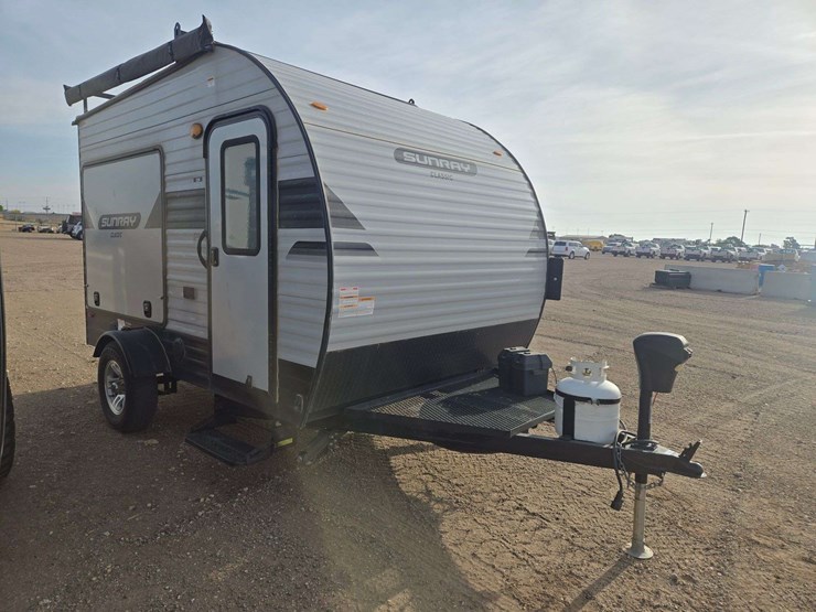 2022-sunray-travel-trailer-image-7