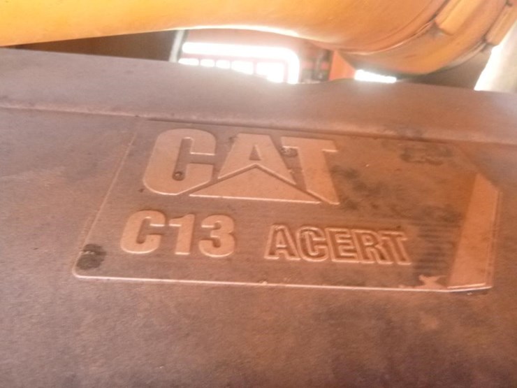 1992-caterpillar-c13-image-17