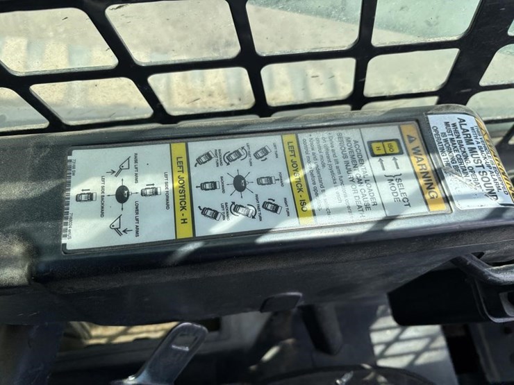 2016-bobcat-t650-image-21