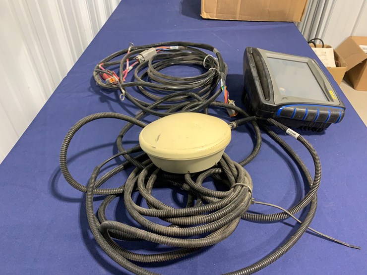 trimble-fm-750-display-image-2