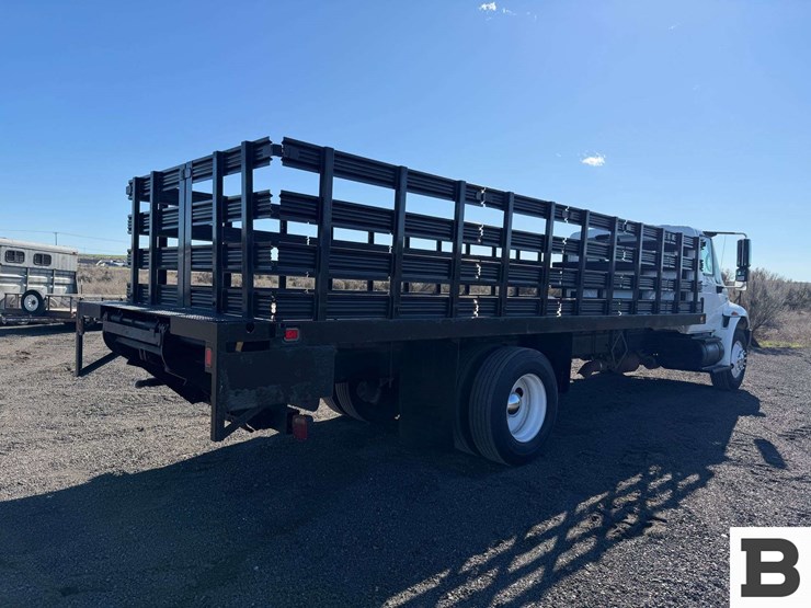 2008-international-durastar-4300-image-6