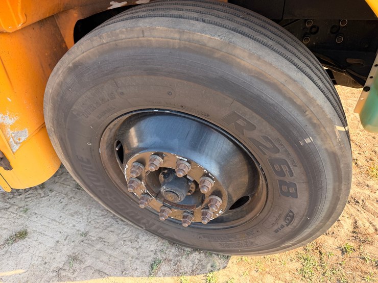 #552-•-#551-•-2011-international-school-bus-image-7