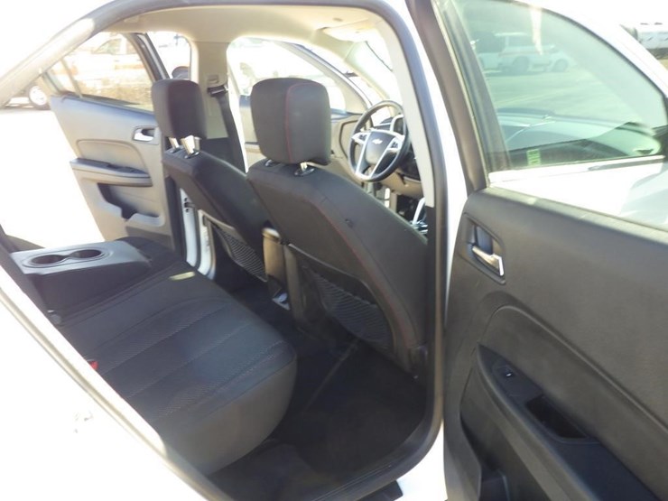 2013-chevrolet-equinox-image-8