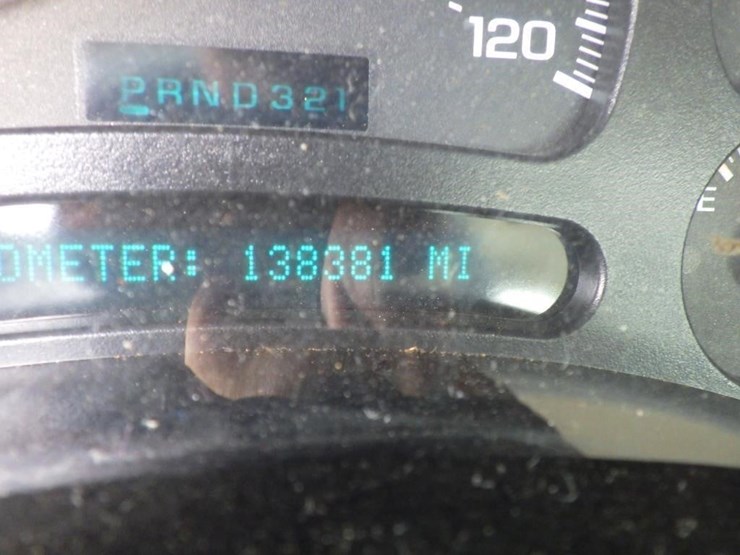 2005-chevrolet-3500-image-16