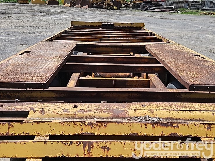 tag-equipment-trailer,-tandem-axle,-pintail-hitch-,-yellow-image-14