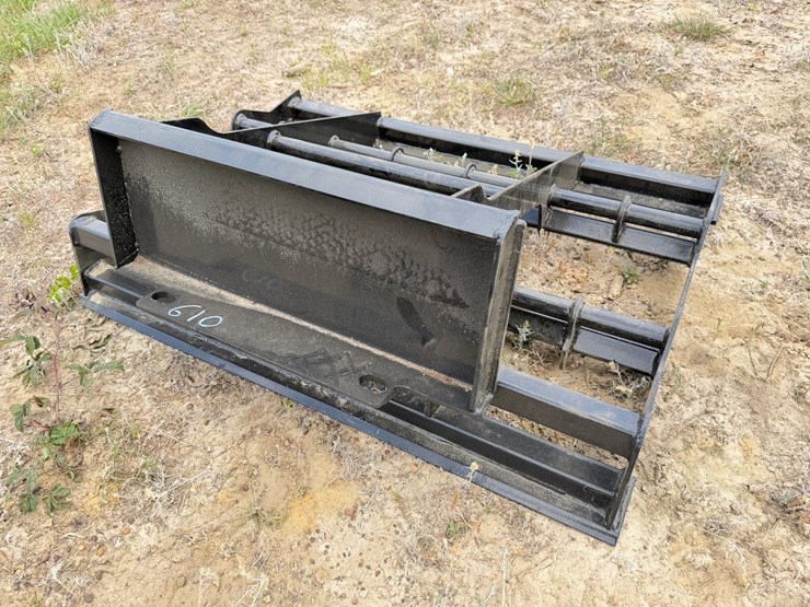 #611-•-#610-•-mini-skid-steer-land-leveler-image-2