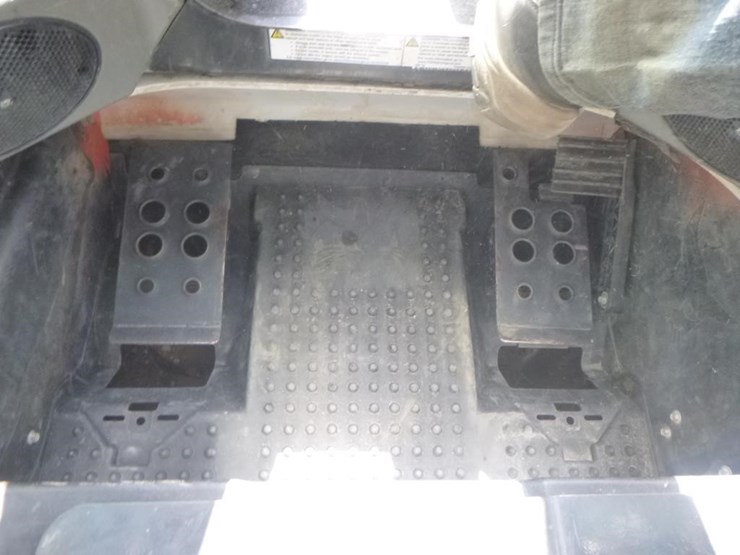 2019-bobcat-t770-image-21