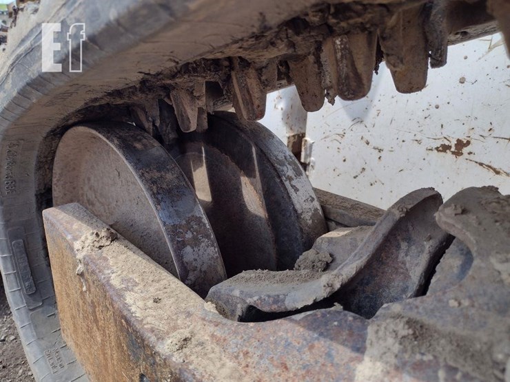 2021-bobcat-t76-image-16