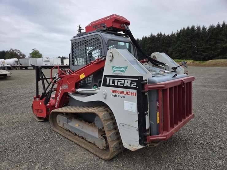 2022-takeuchi-tl12-image-7