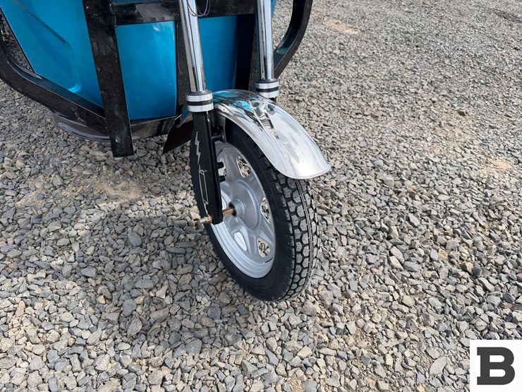 2025-ir-iret13-electric-tricycle-image-9