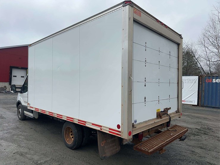 2018-ford-transit-image-7