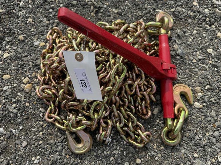 #122-•-(1)-9200-lb-ratchet-binder-&-(2)-3/8"-20'-chains-image-1