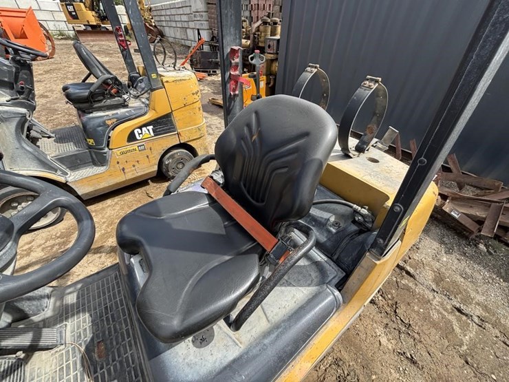 2020-caterpillar-2c6000-image-17