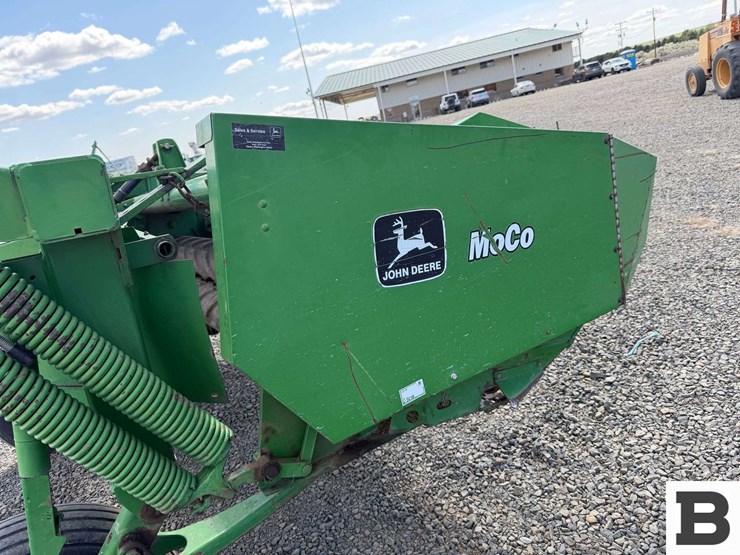 john-deere-820-image-32