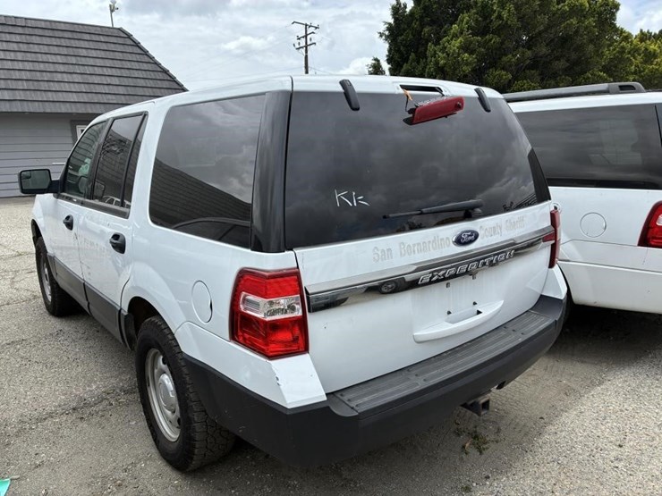 2017-ford-expedition-image-4
