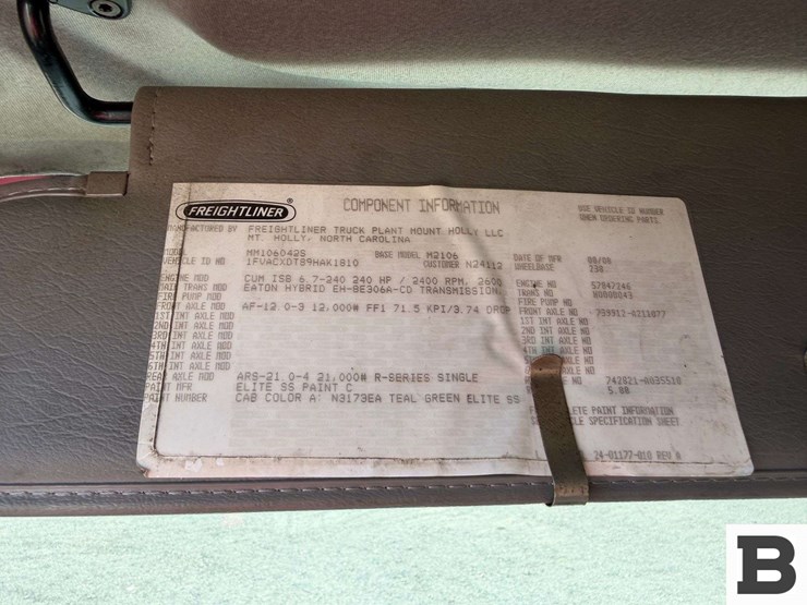 2009-freightliner-m2-box-van-truck-image-68