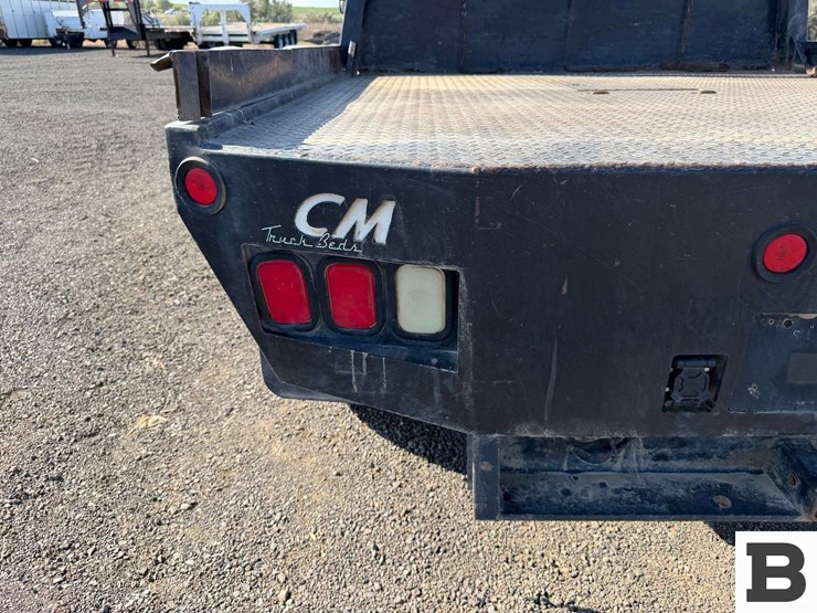 2002-chevrolet-silverado-2500hd-image-18