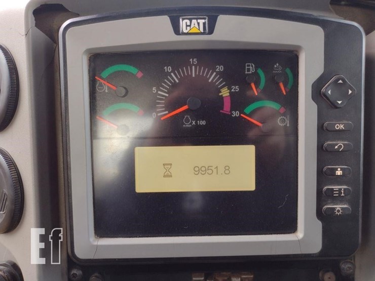 2015-caterpillar-d6t-xl-image-12