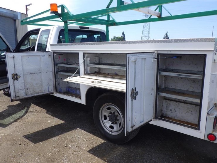 2015-ford-f350-image-8