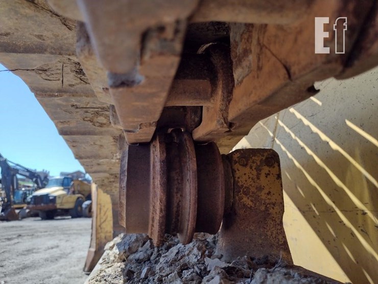 2016-komatsu-d37ex-23-image-15