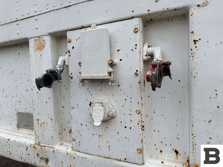 1984-fruehauf-open-top-image-9