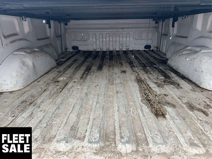 2020-ford-f150-xlt-image-17