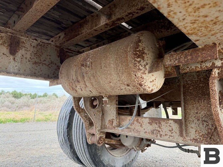 1983-fruehauf-open-top-image-13